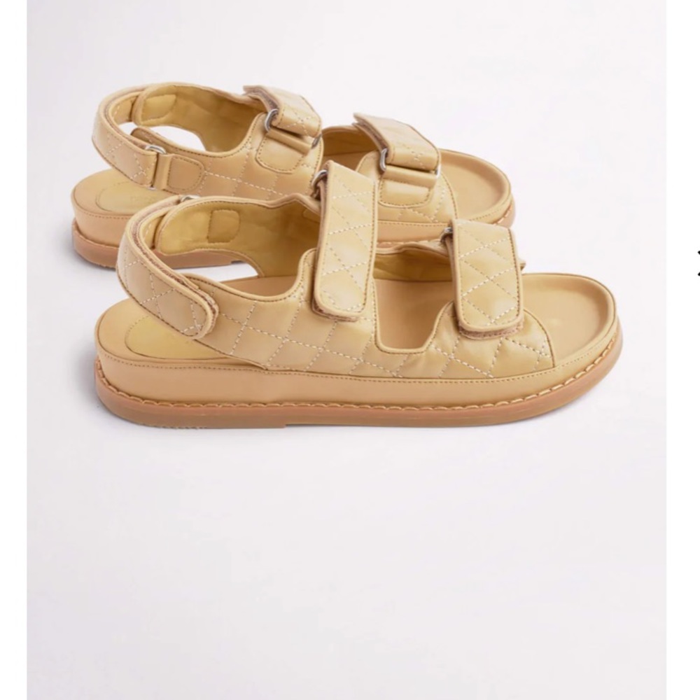 Tony Bianco Hiranni Honey Sheep Sandals